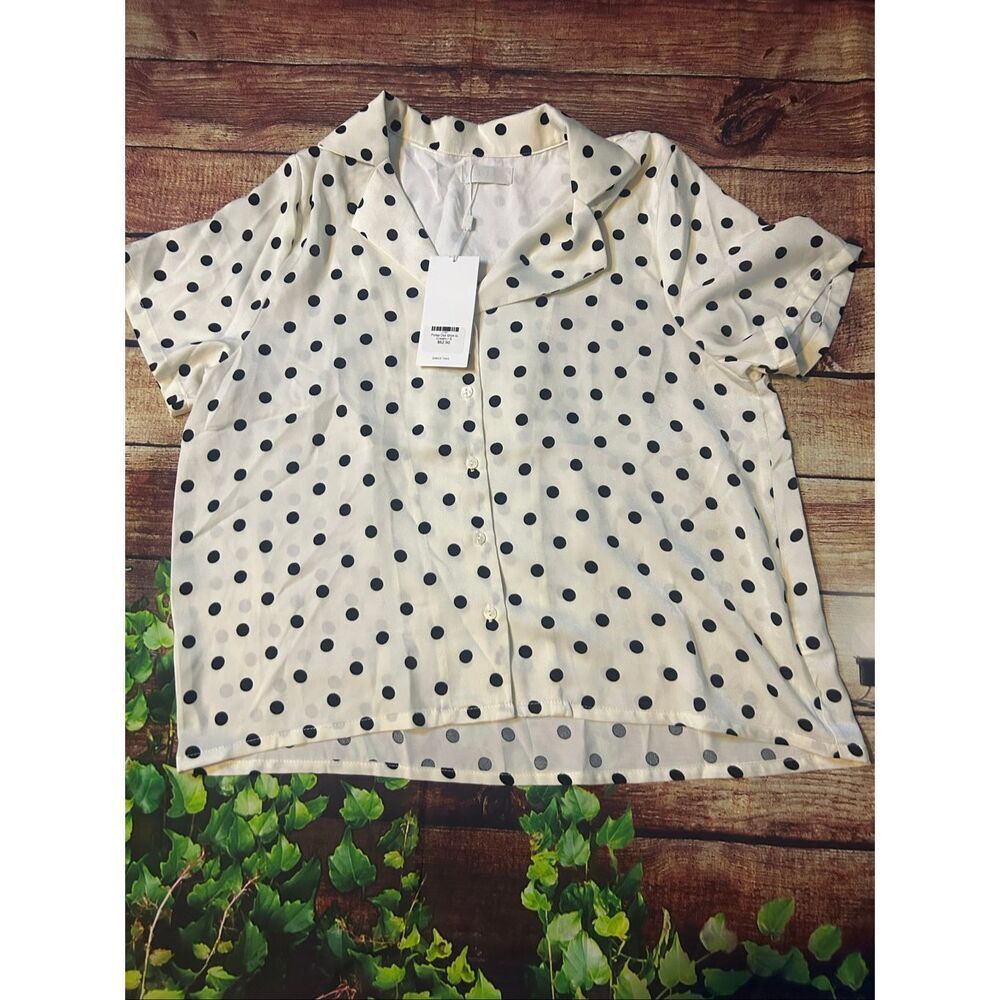 NWT O2 Button Down Blouse Size S White Black
